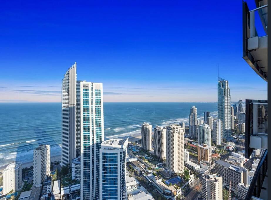 Exclusive Circle On Cavil Sub-Penthouse Luxury Apt - Hosted By Coastal Letting Голд-Кост Экстерьер фото