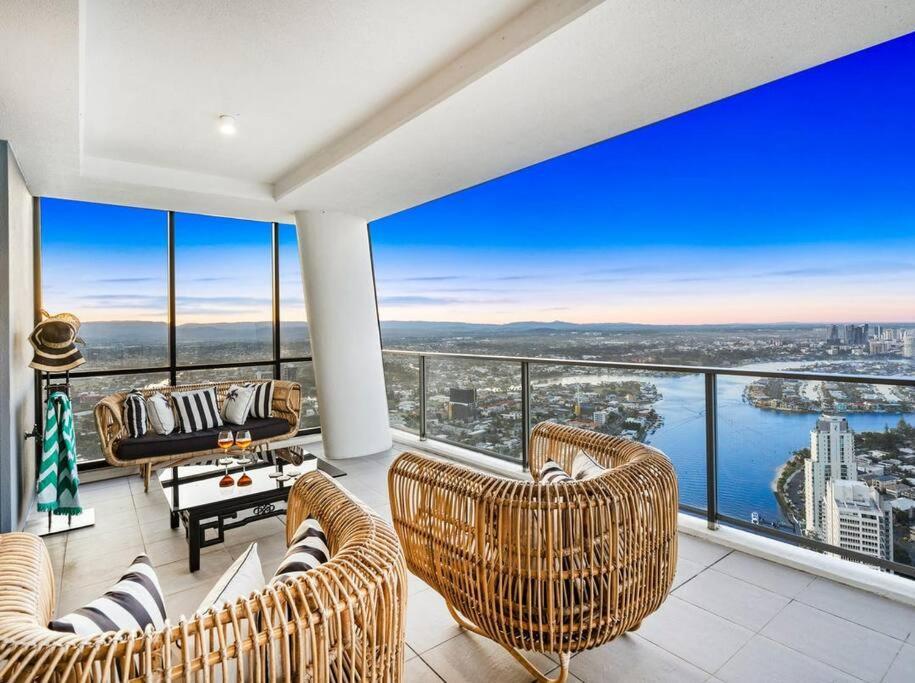 Exclusive Circle On Cavil Sub-Penthouse Luxury Apt - Hosted By Coastal Letting Голд-Кост Экстерьер фото