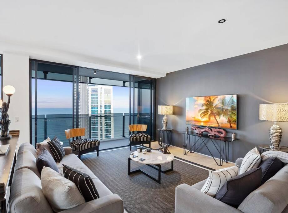 Exclusive Circle On Cavil Sub-Penthouse Luxury Apt - Hosted By Coastal Letting Голд-Кост Экстерьер фото